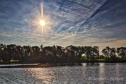 Into The Sun_45425-7.jpg - Photographed along the Rideau Canal Waterway near Smiths Falls, Ontario, Canada.